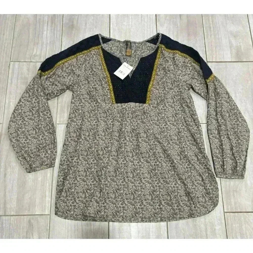 Free People Heathered Gray Boho Blouse with Navy & Gold Trim